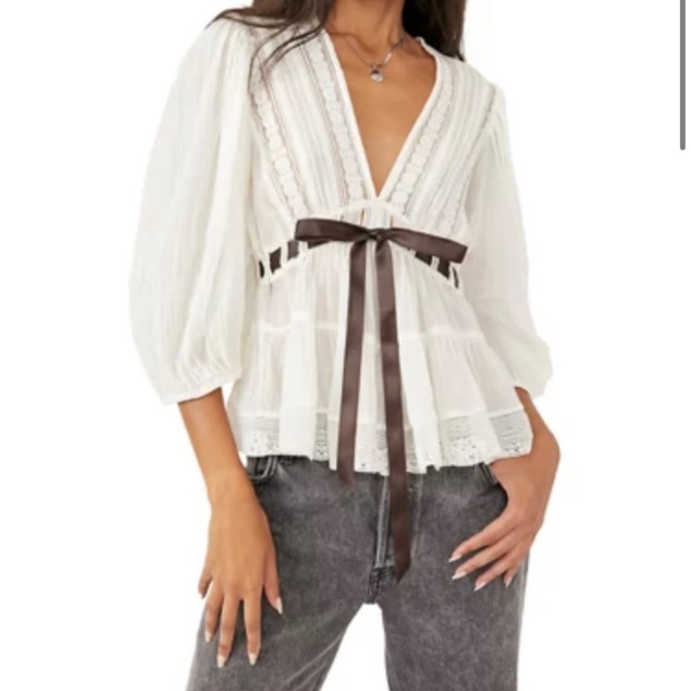 NWT FREE PEOPLE SUMMERY TOP